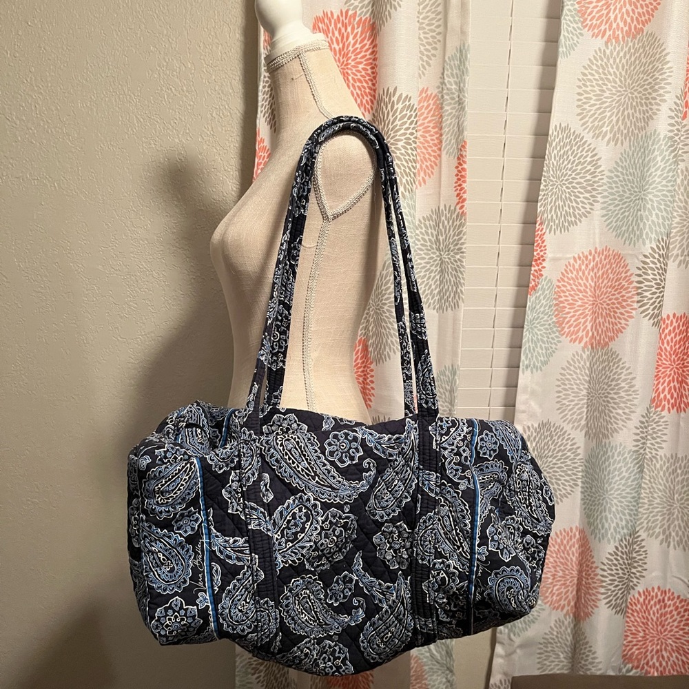 Vera Bradley | Large Blue Bandana Duffle